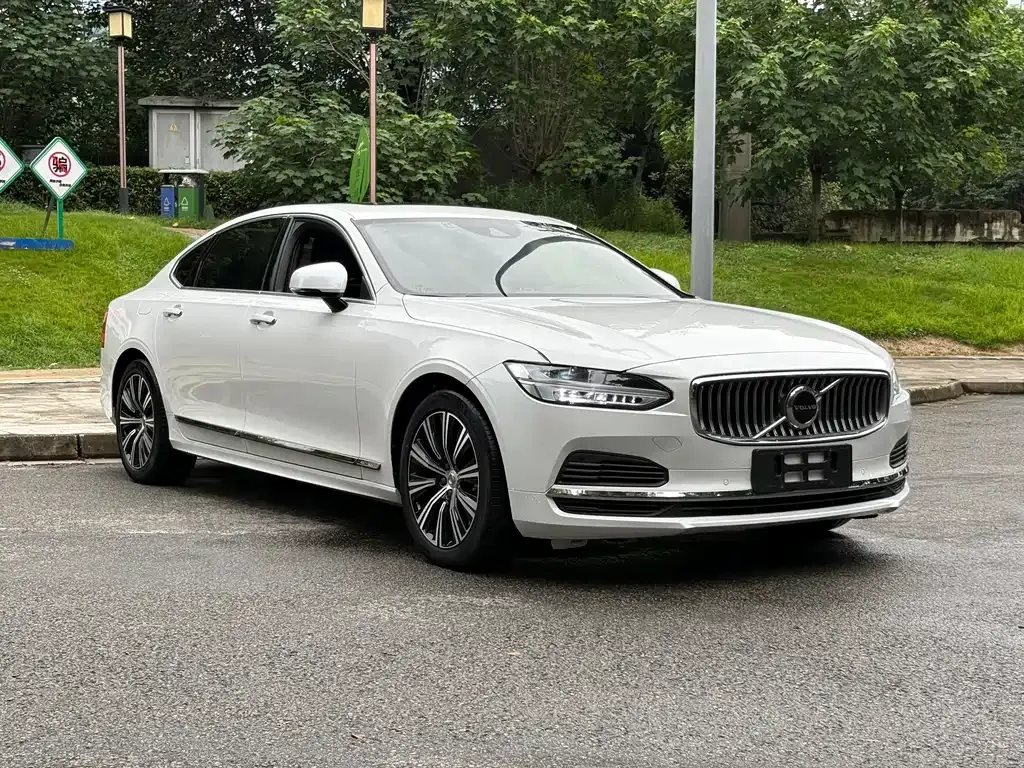 Volvo S90 PHEV — фото 10