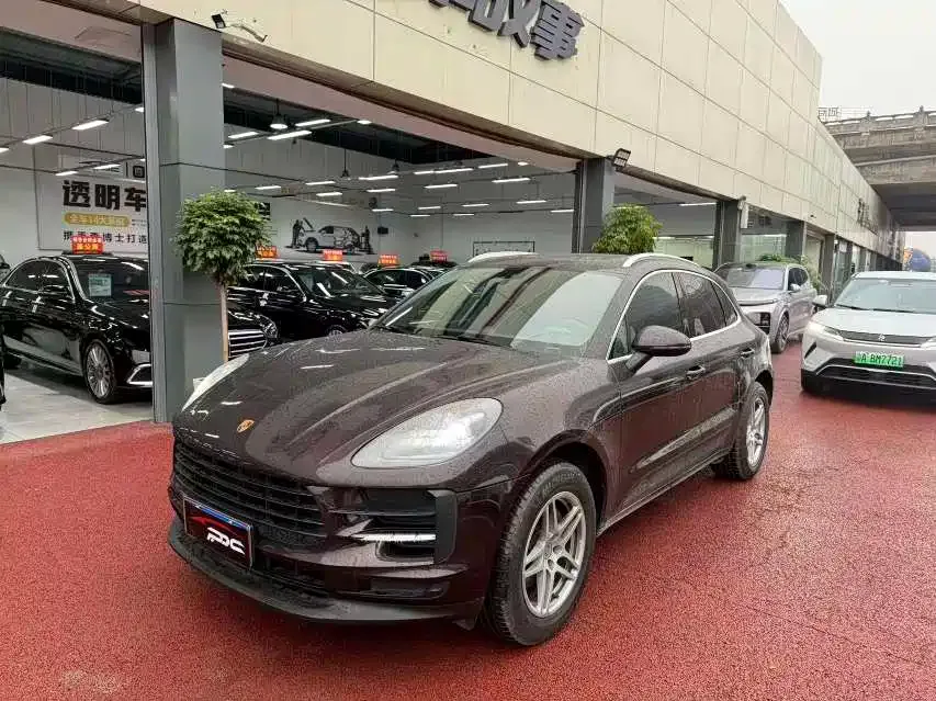 Porsche Macan — фото 5