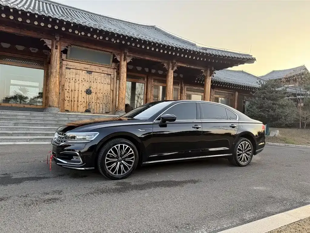 Volkswagen Phideon — фото 1