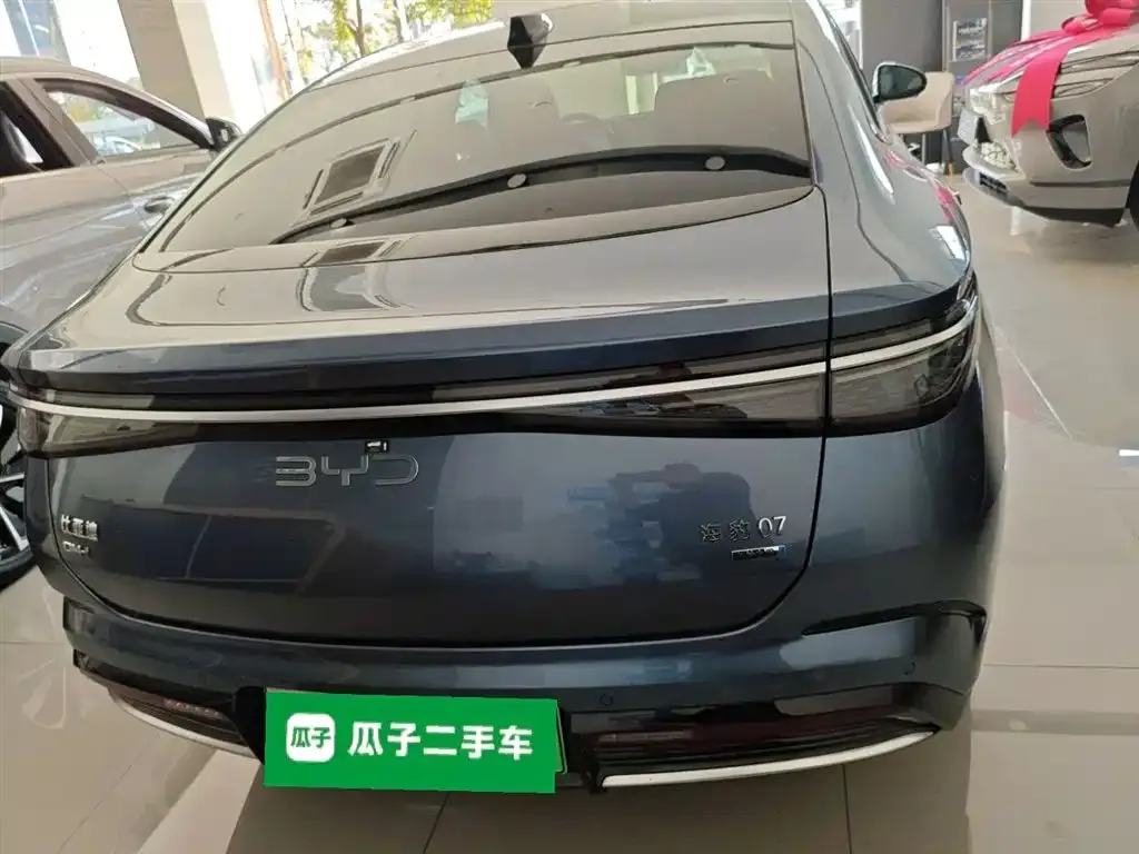 BYD Seal 07 DM-i — фото 7