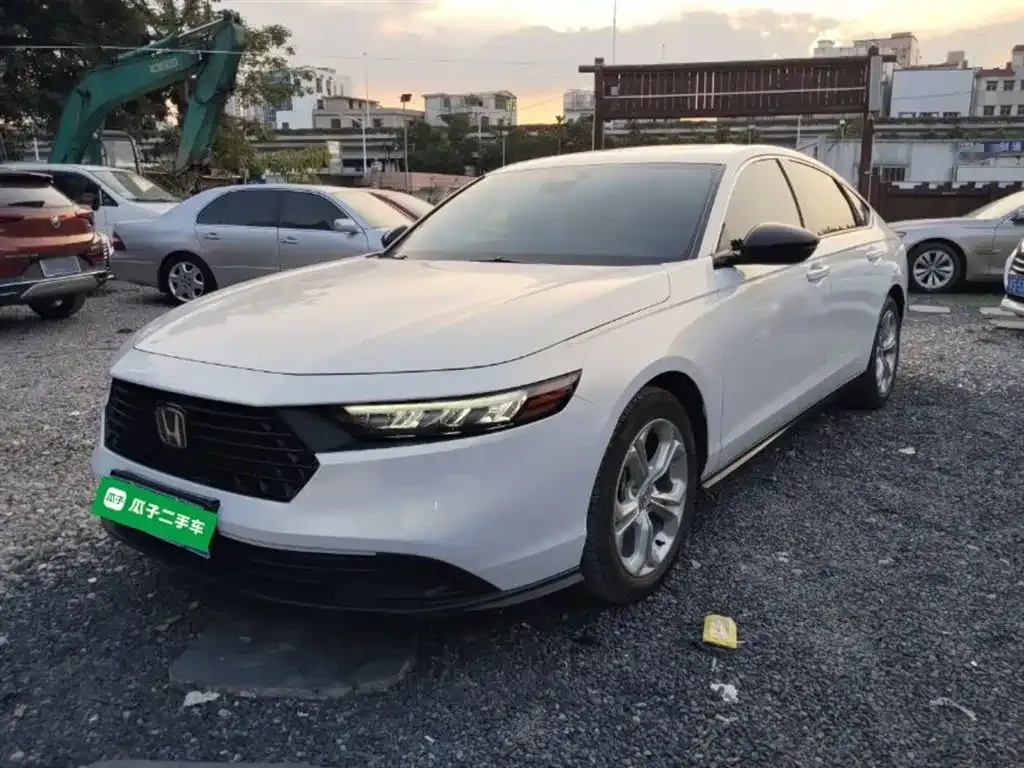 Honda Accord — фото 2
