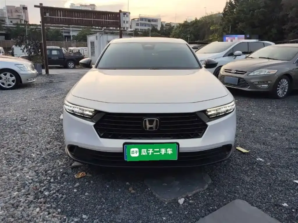 Honda Accord — фото 3