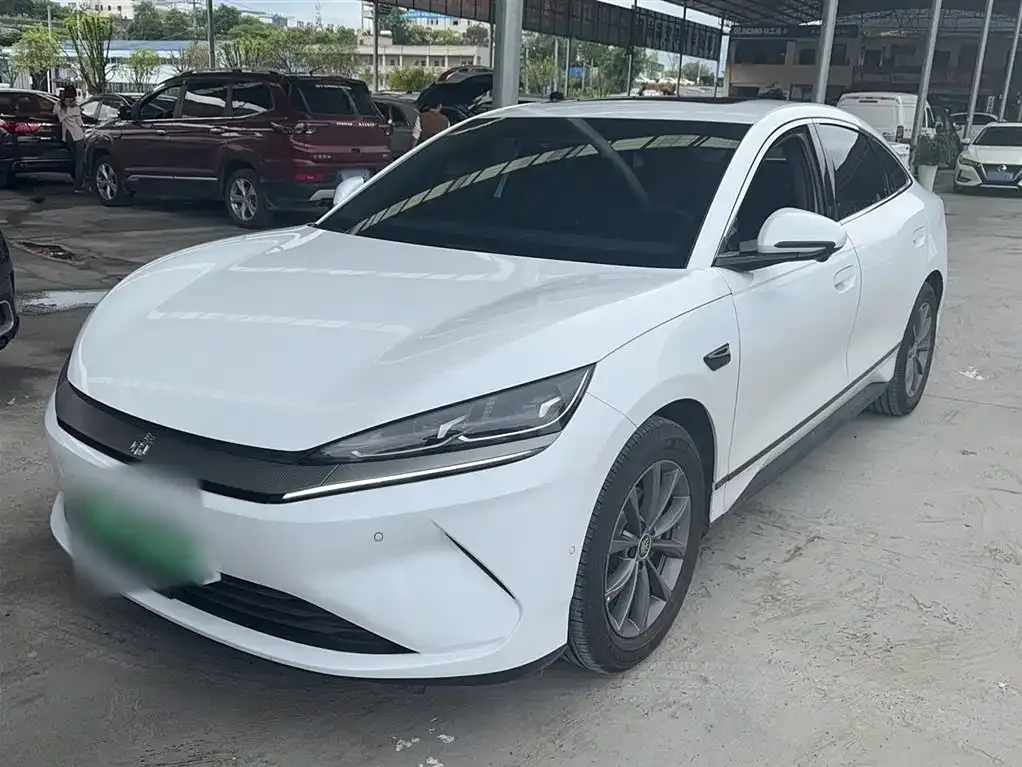 BYD Qin L — фото 2