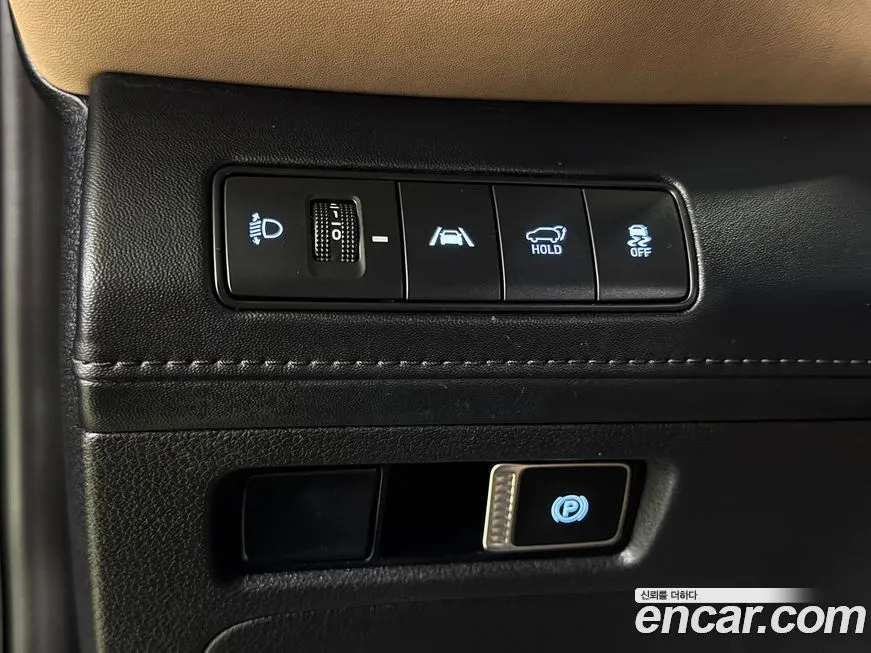 Hyundai Santafe — фото 1