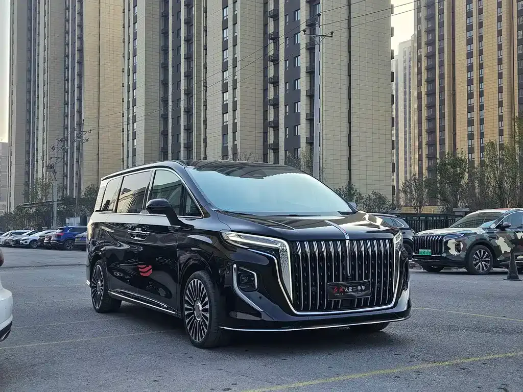 Hongqi HQ9 — фото 10