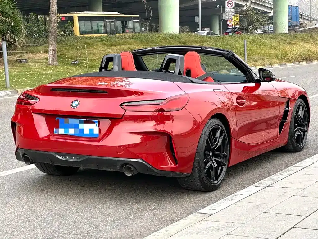 BMW Z4 — фото 9
