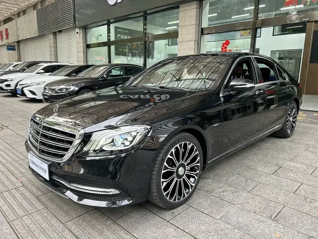 Mercedes-Benz S-Class — фото 1