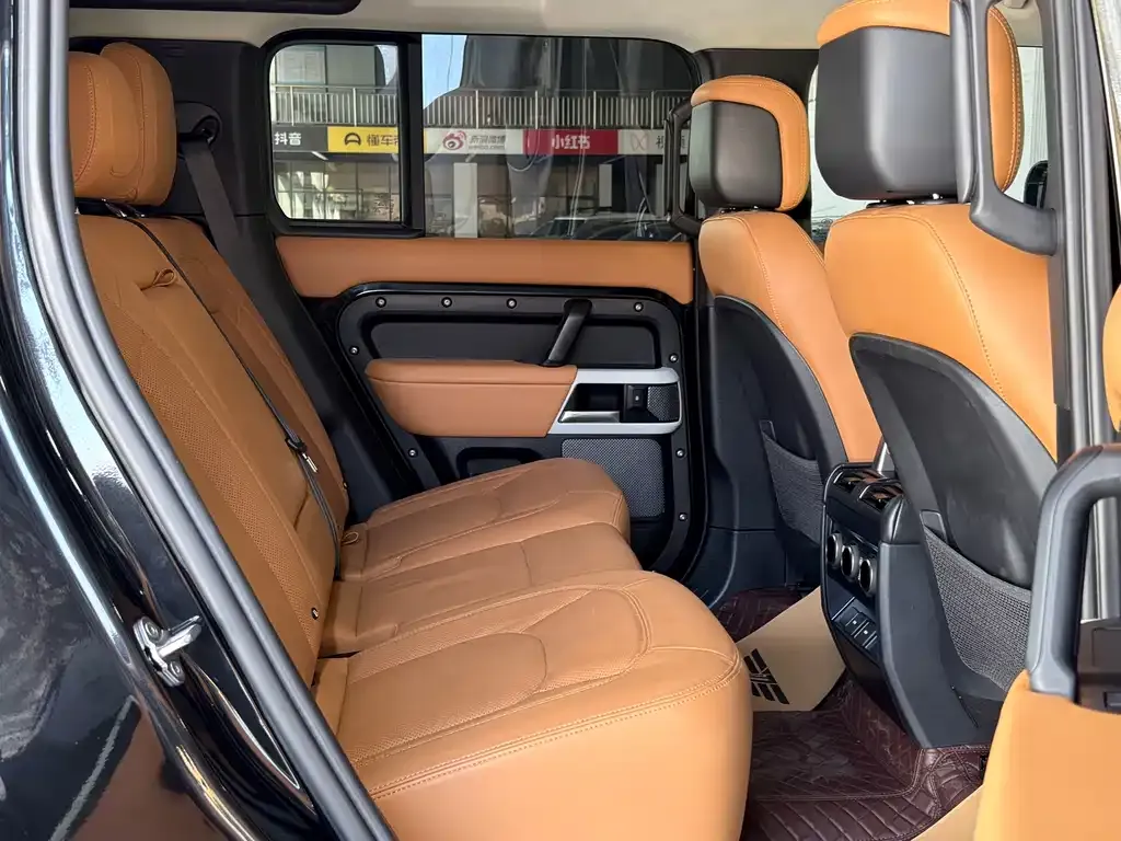Land Rover Defender — фото 3