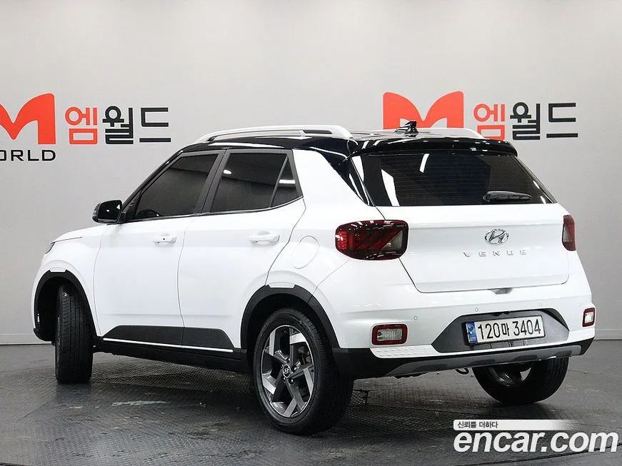 Hyundai Venue — фото 9