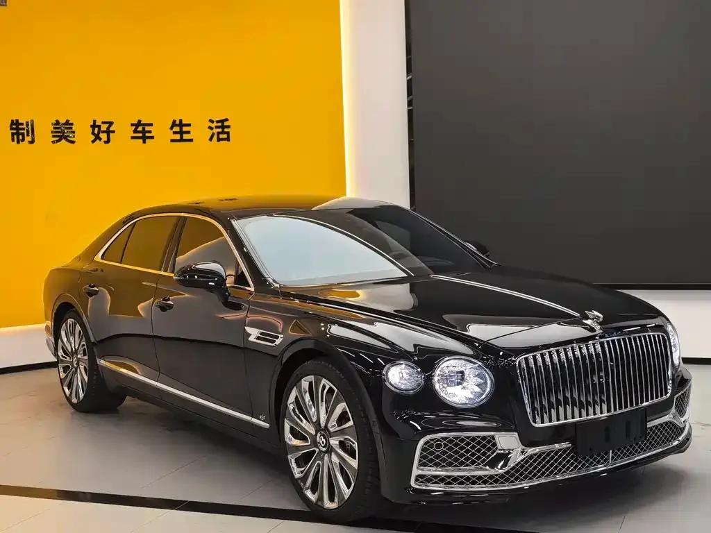 Bentley Flying Spur — фото 2