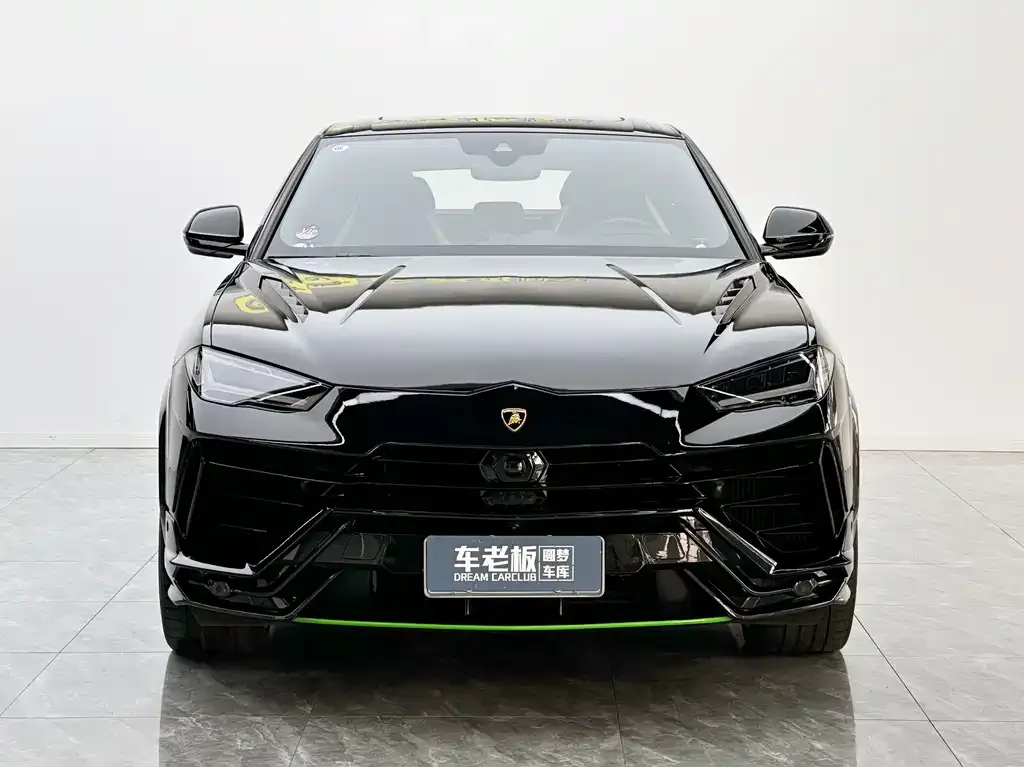 Lamborghini Urus — фото 2