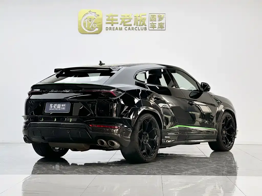 Lamborghini Urus — фото 10