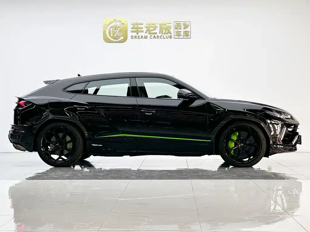 Lamborghini Urus — фото 7