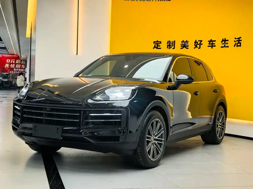 Porsche Cayenne — фото 1