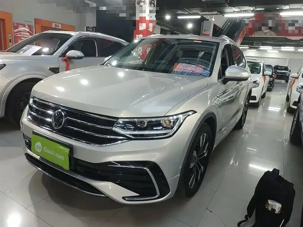 Volkswagen Tiguan L — фото 2