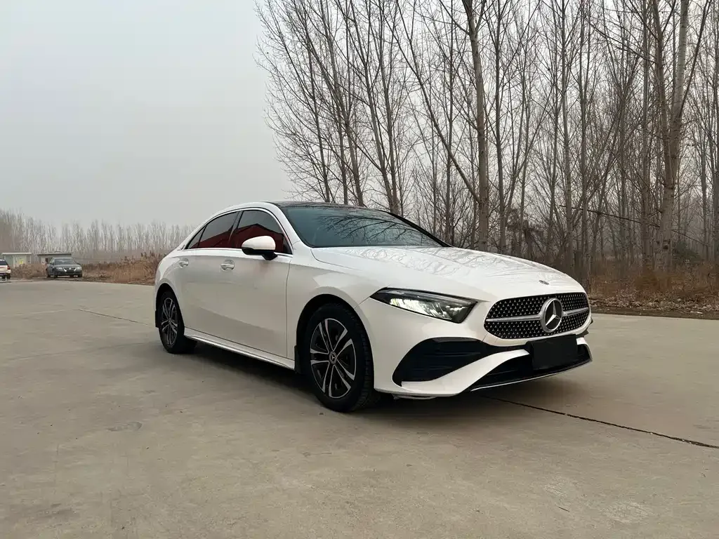 Mercedes-Benz A-Class — фото 9