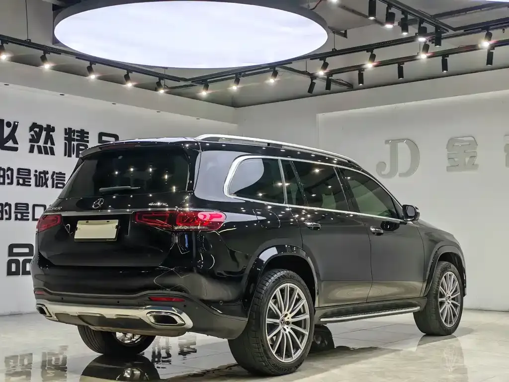 Mercedes-Benz GLS — фото 7