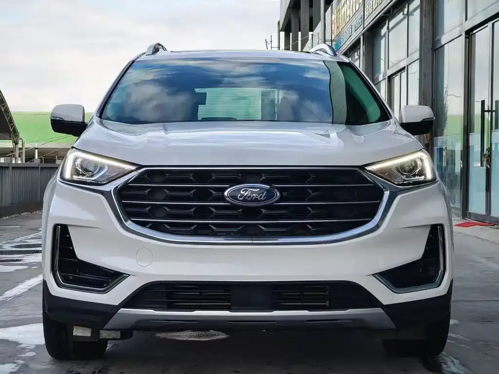 Ford Edge — фото 2