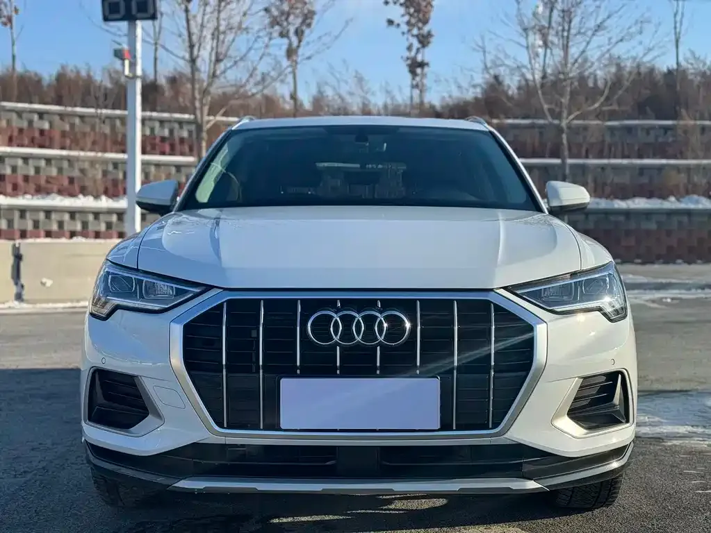 Audi Q3 — фото 4