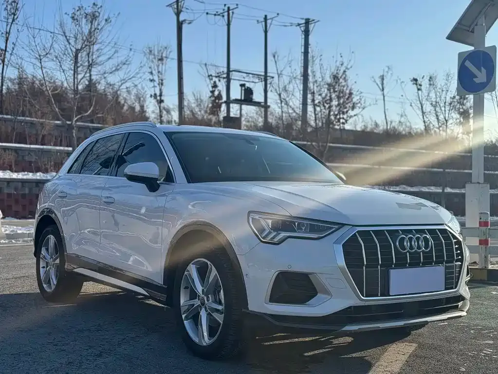 Audi Q3 — фото 5
