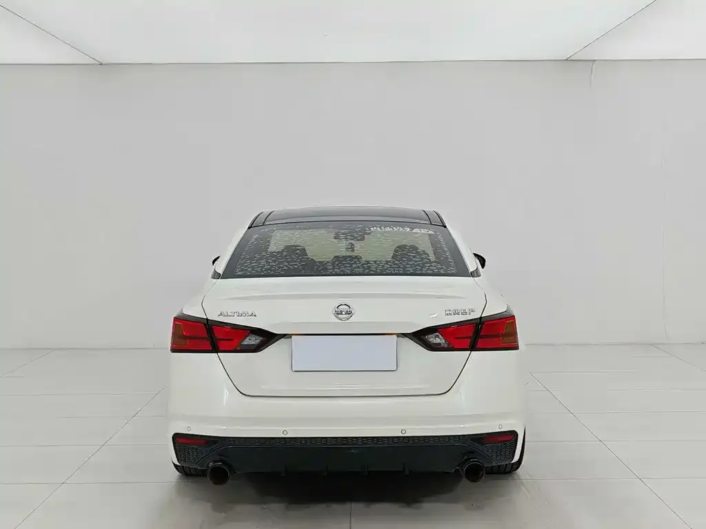 Nissan Teana — фото 2