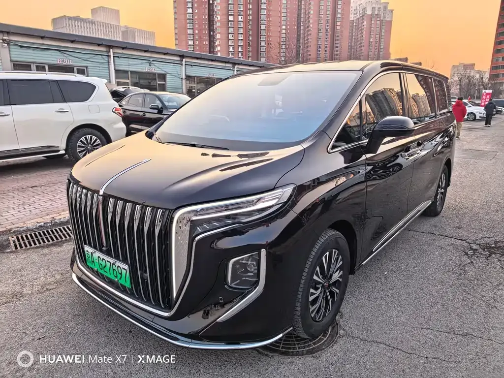 Hongqi HQ9 PHEV — фото 1