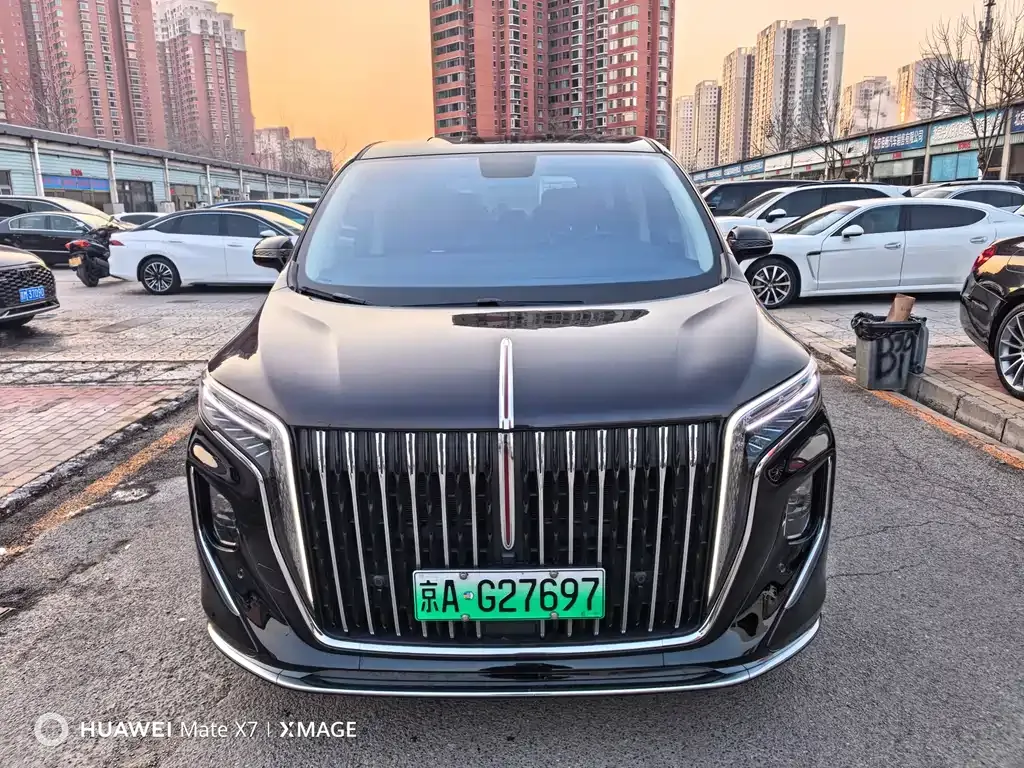 Hongqi HQ9 PHEV — фото 4