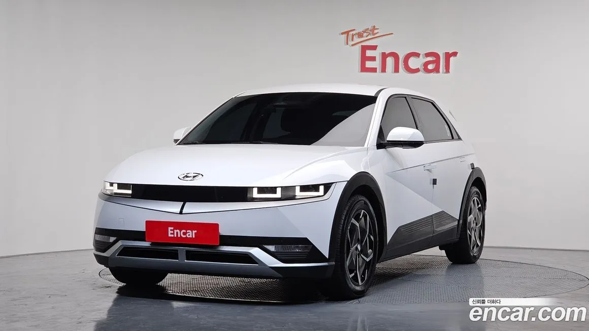 Hyundai Ioniq5 — фото 1
