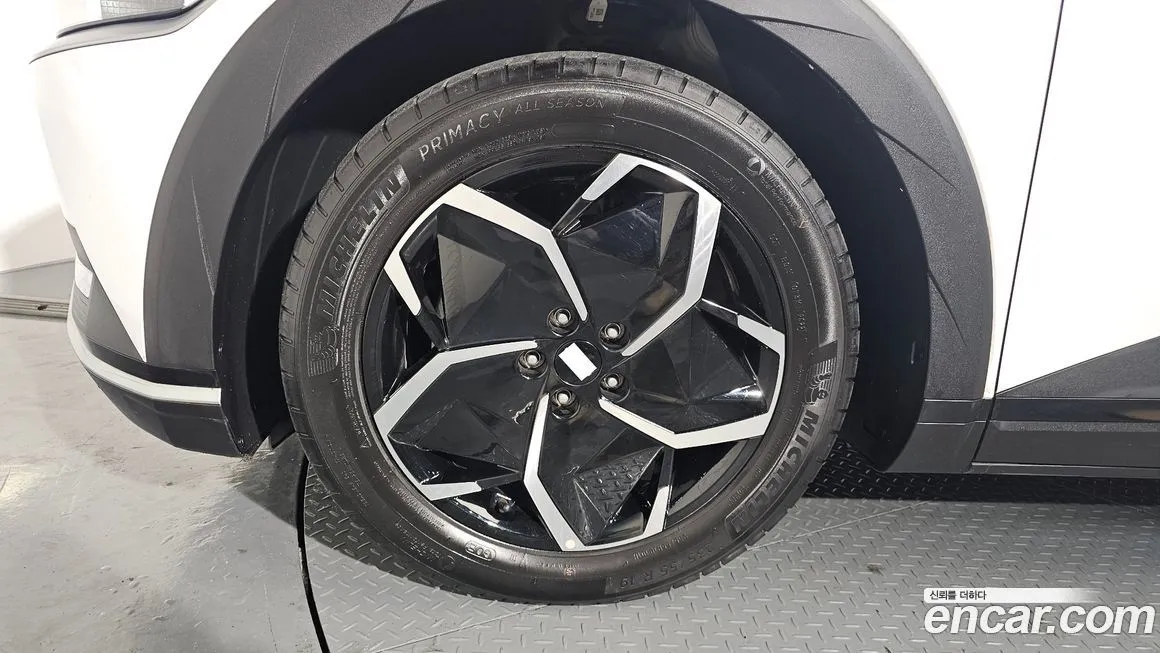 Hyundai Ioniq5 — фото 8