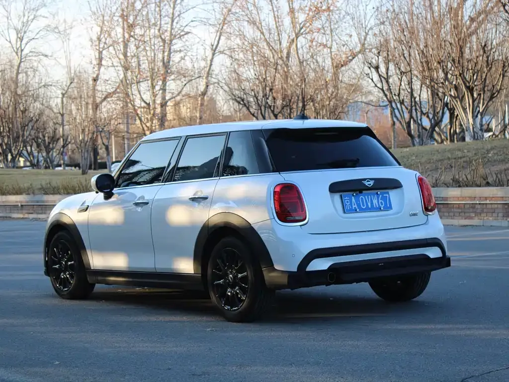 MINI Cooper (3-door) — фото 10