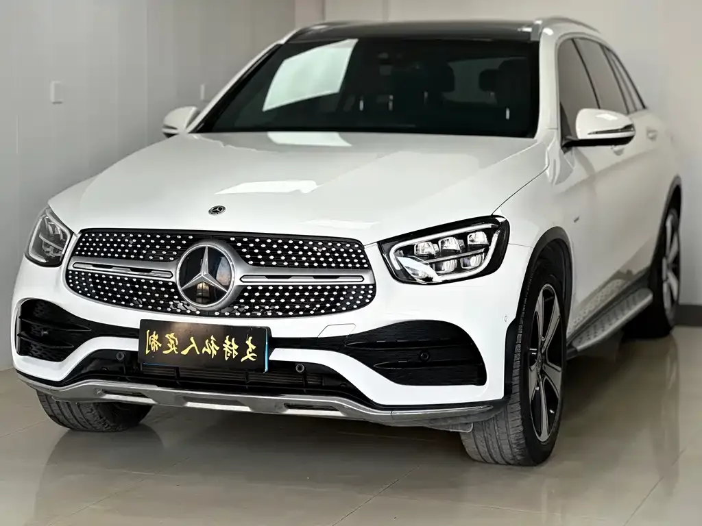 Mercedes-Benz GLC — фото 1