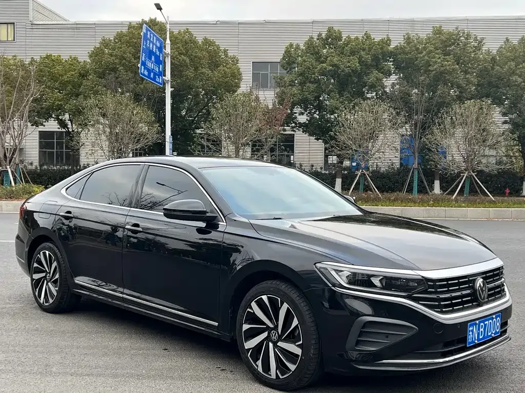 Volkswagen Passat — фото 3