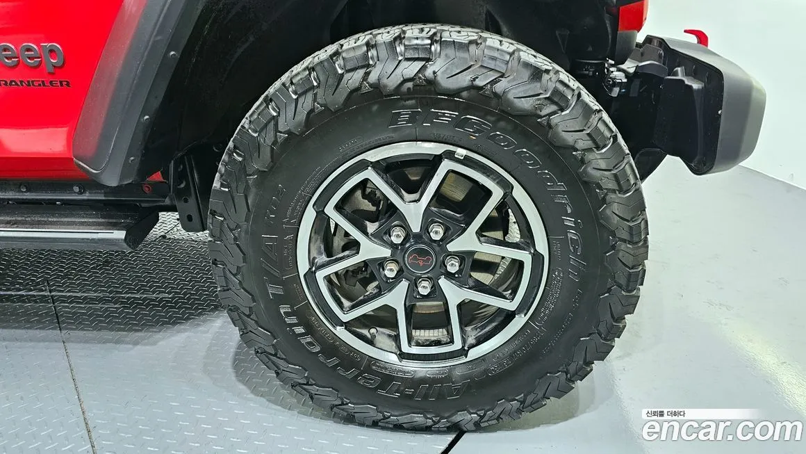 Jeep Wrangler — фото 5