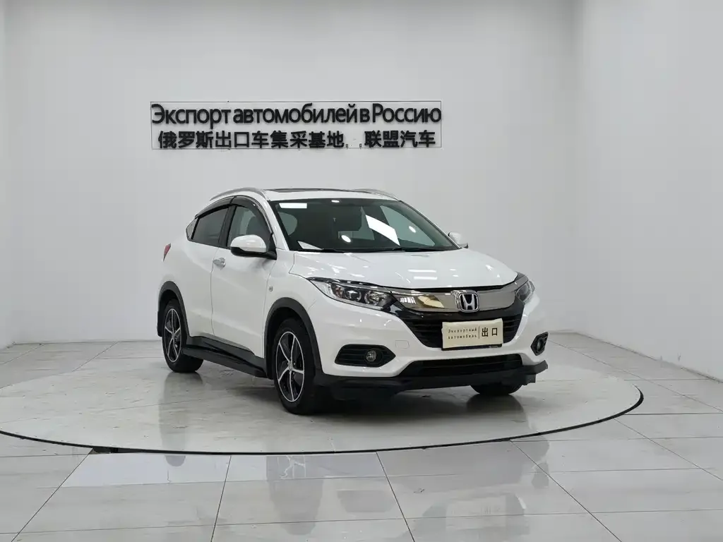 Honda Vezel — фото 1