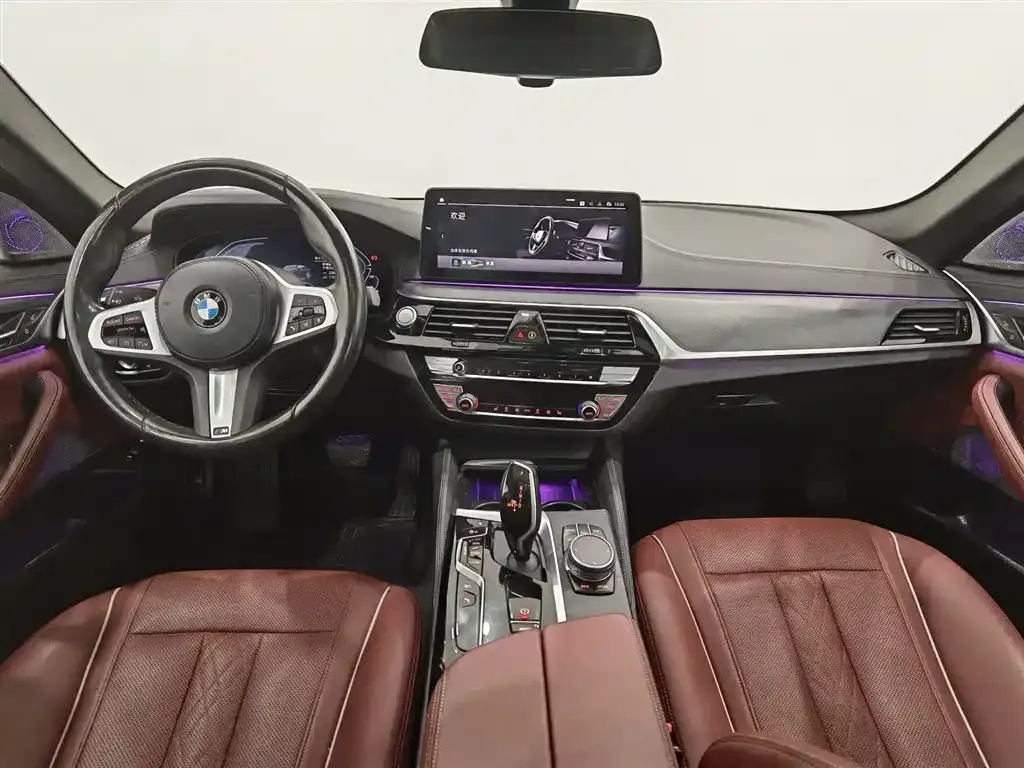 BMW 5 Series New Energy — фото 10