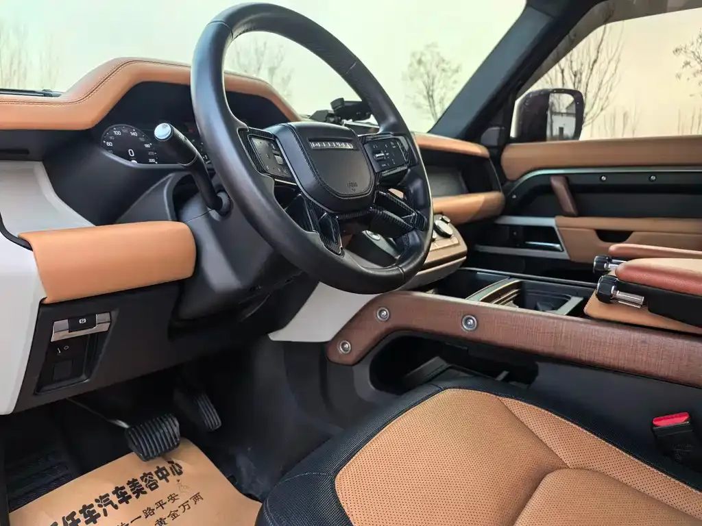 Land Rover Defender — фото 2