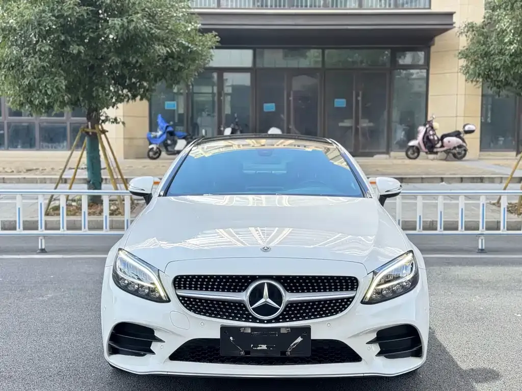 Mercedes-Benz C-Class (Import) — фото 2