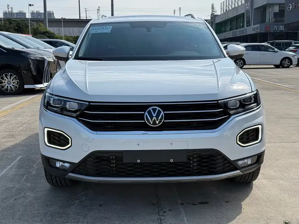Volkswagen T-Roc — фото 4