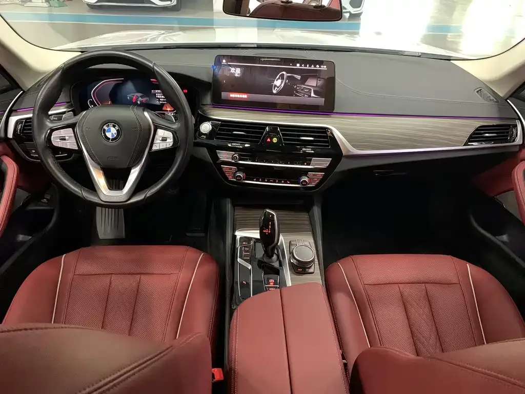 BMW 5 Series — фото 4