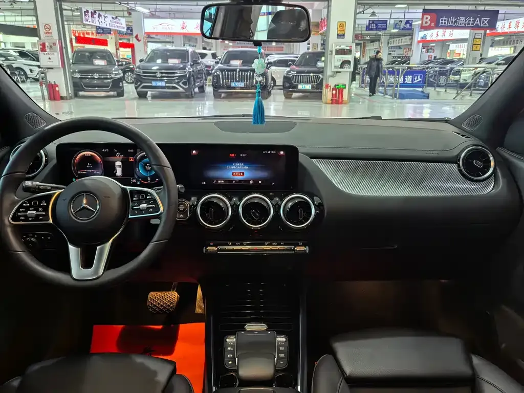 Mercedes-Benz GLA — фото 3
