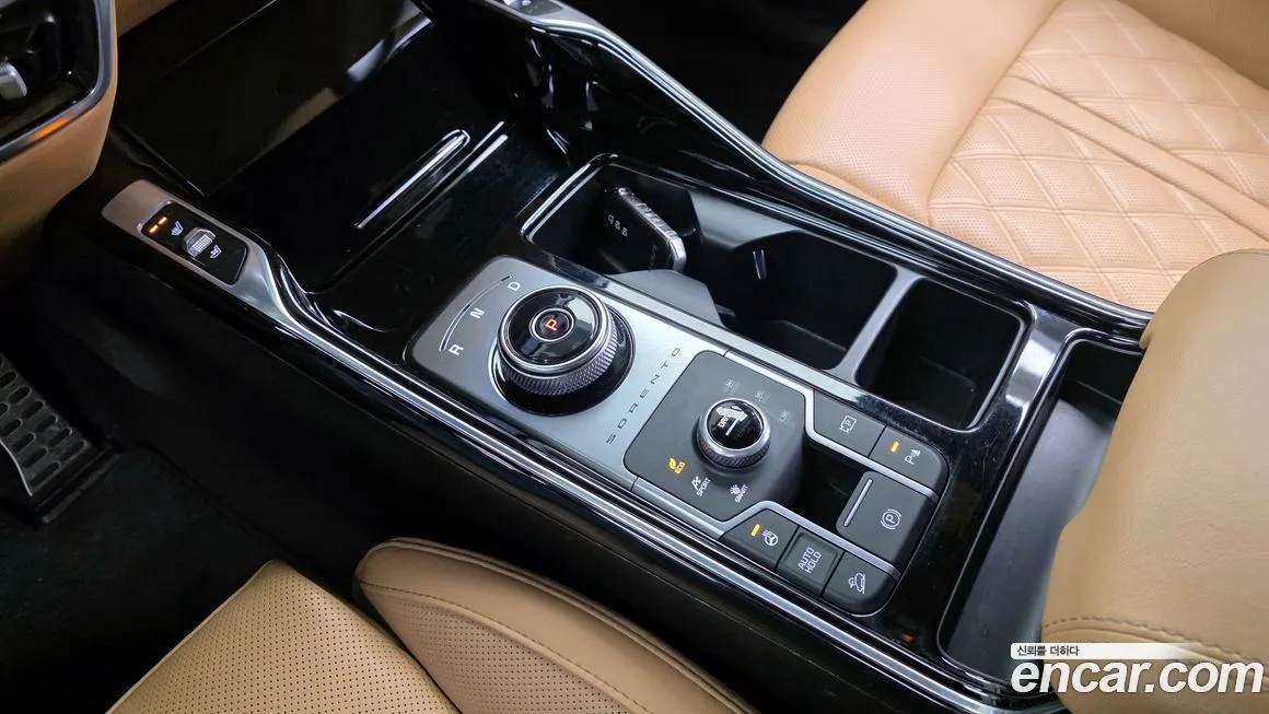 Kia Sorento — фото 9