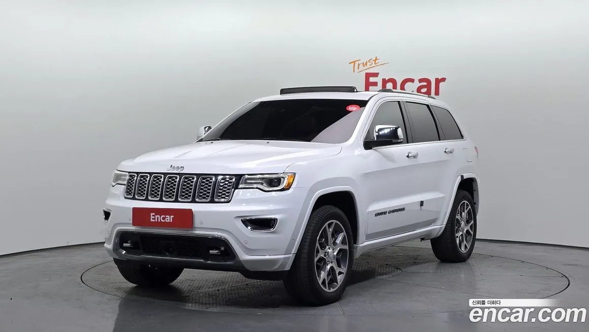 Jeep Cherokee — фото 1