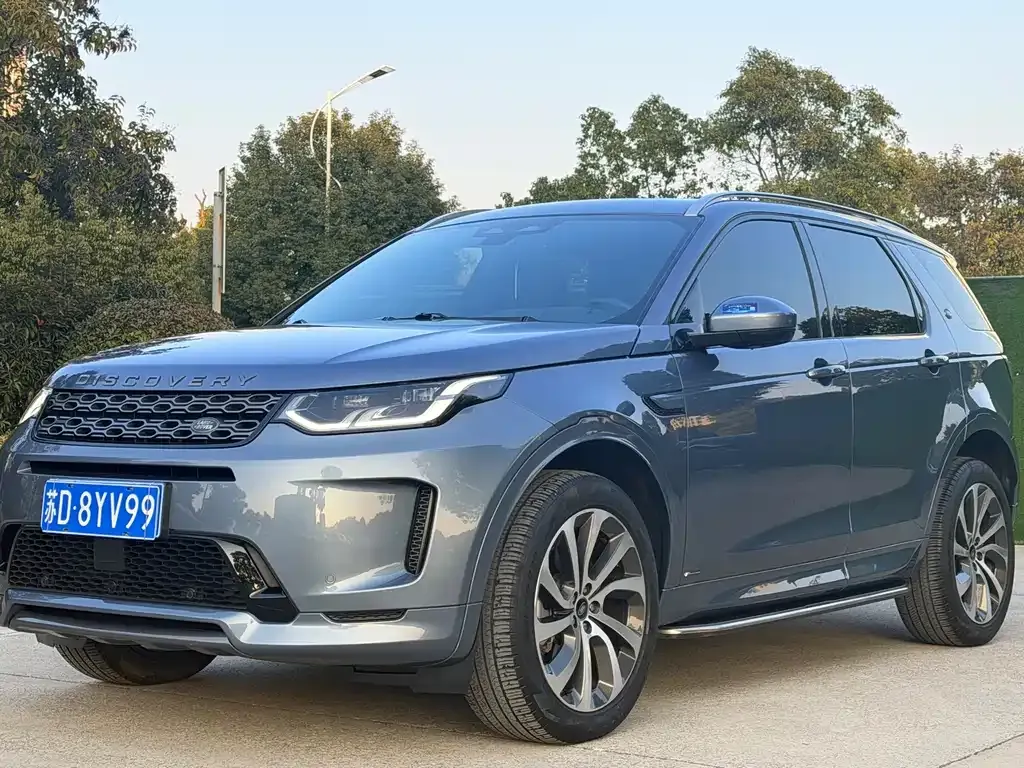 Land Rover Discovery Sport — фото 1