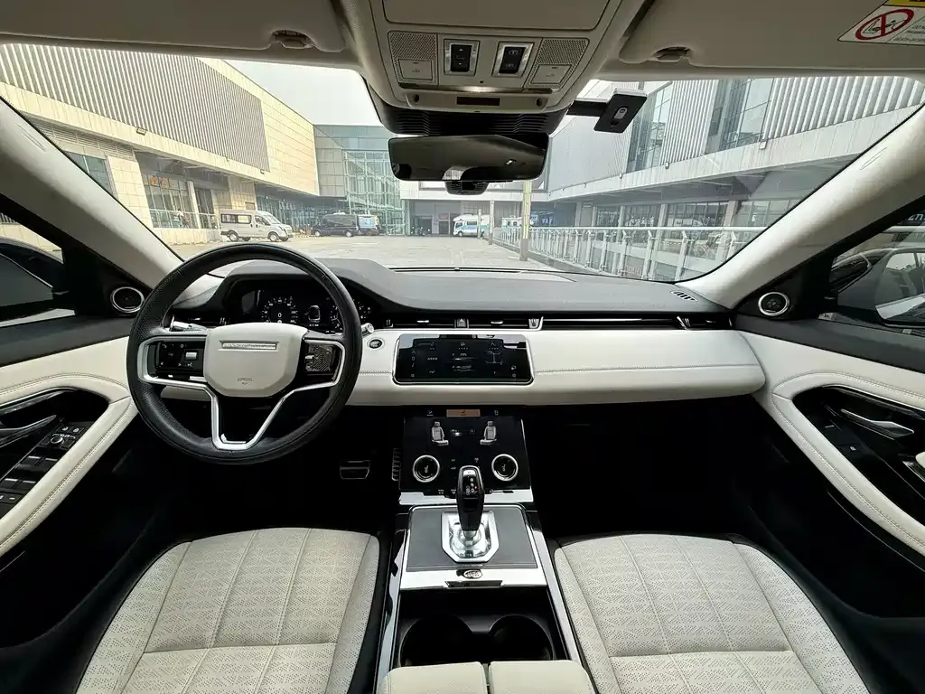 Land Rover Evoque — фото 8