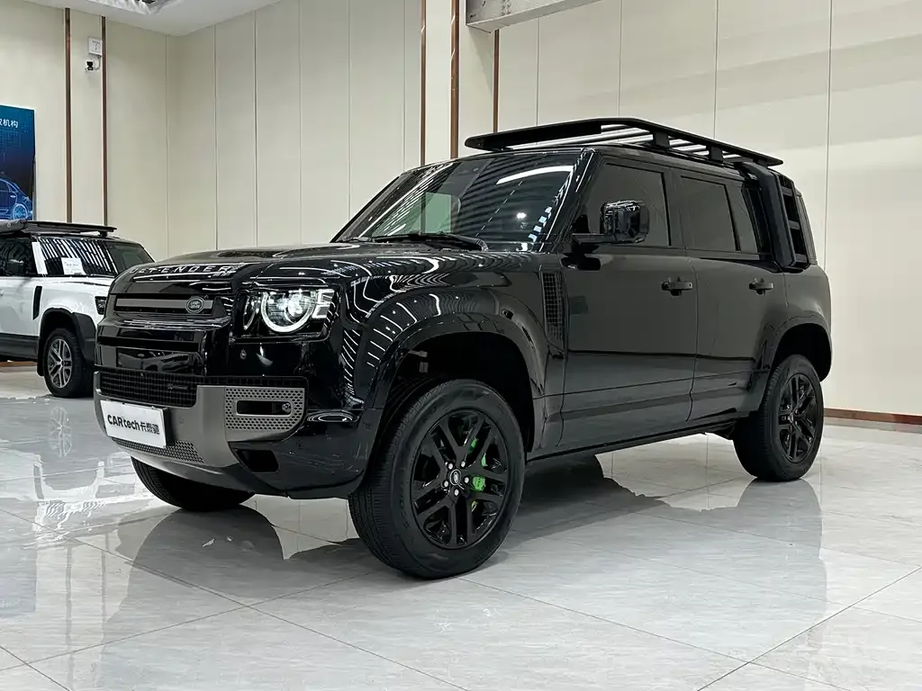 Land Rover Defender — фото 1