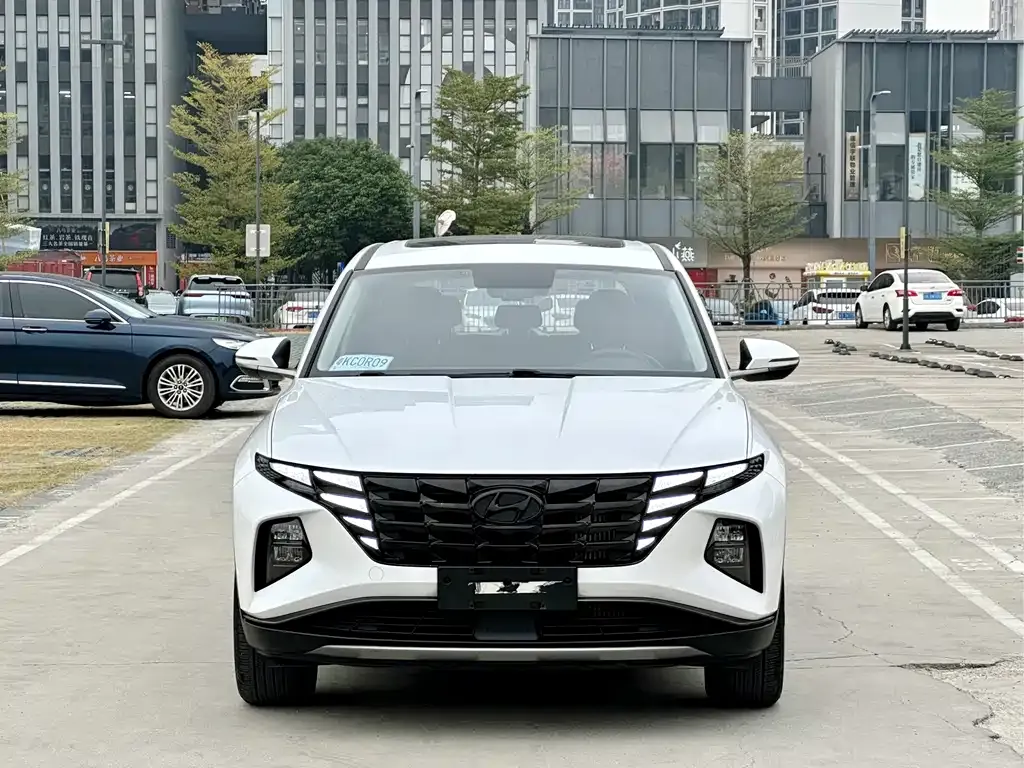 Hyundai Tucson — фото 8
