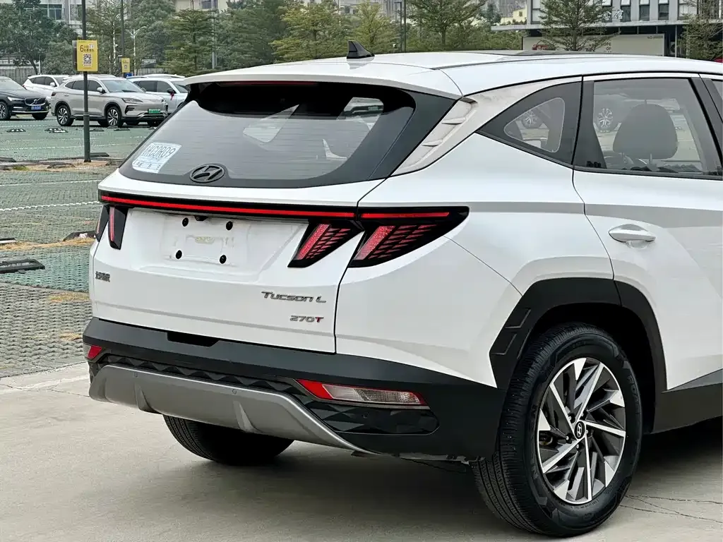 Hyundai Tucson — фото 9