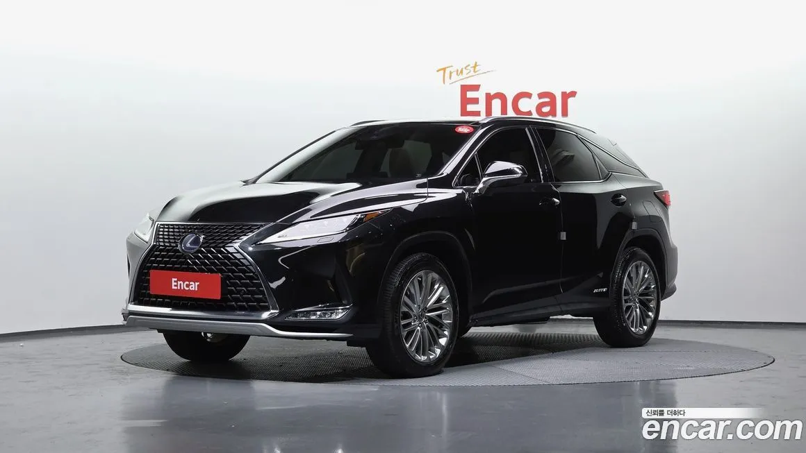 Lexus RX — фото 1