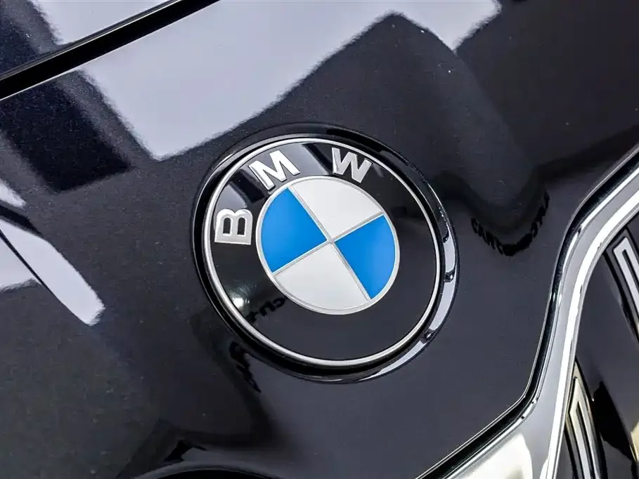 BMW 7 Series — фото 2