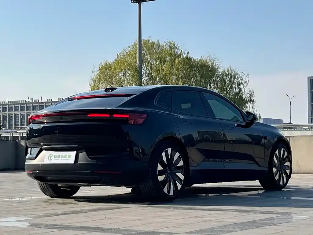 Polestar Polestar 4 — фото 4